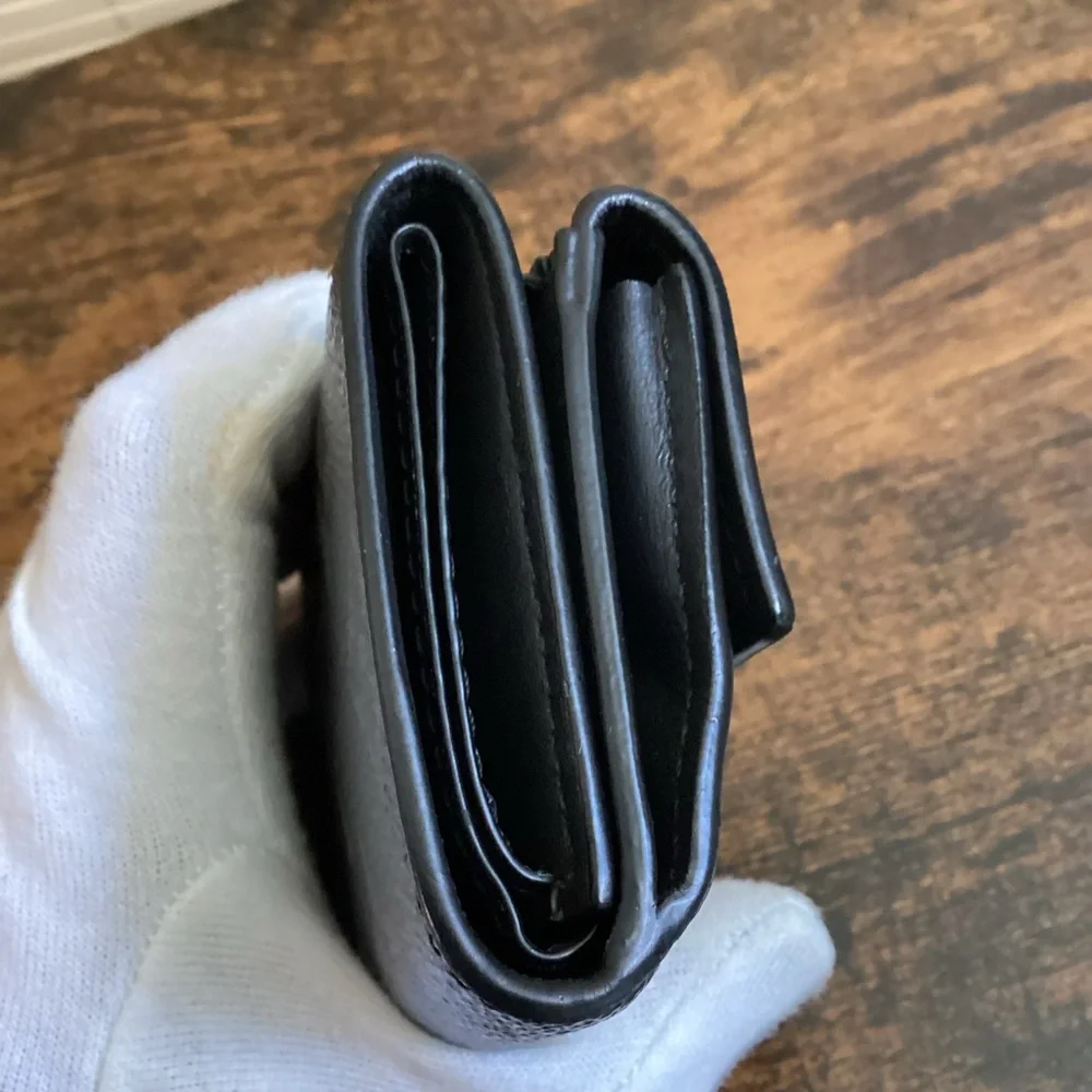 LV Discovery compact wallet Eclipse monogram tri fold